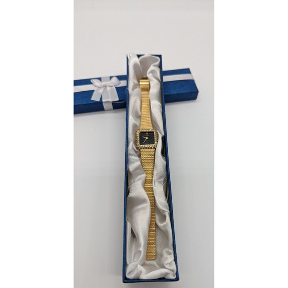 Vintage Women's DeCesare Italian 17 Jewels Wind Up Watch Gold Plate Runs Great - Picture 1 of 8